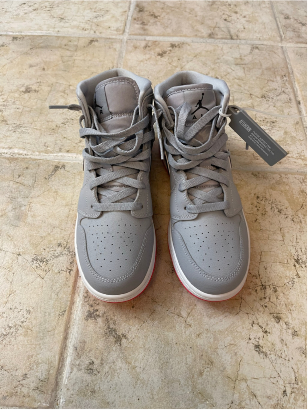 Boys Jordan Mid Sneakers 555112 Grey Red Size 6.5Y